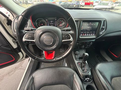 Used 2018 Jeep Compass Trailhawk image 19