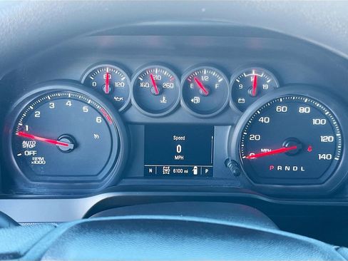 Used 2025 Chevrolet Silverado 1500 Custom Trail Boss AWD/4WD image 12