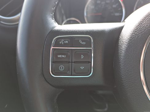 Used 2017 Jeep Wrangler Unlimited Sahara w/ Max Tow Package AWD/4WD image 18