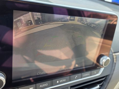 Used 2025 Nissan Altima 2.5 SV image 20