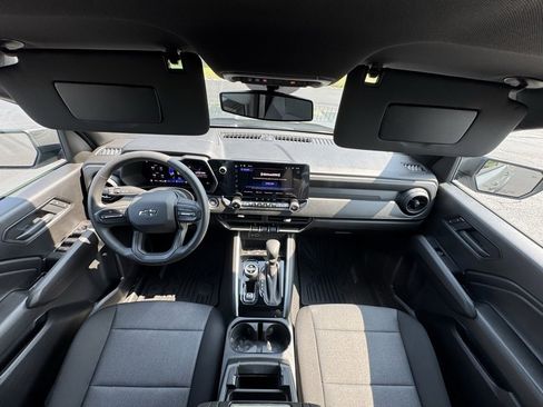 Used 2025 Chevrolet Colorado Trail Boss image 51