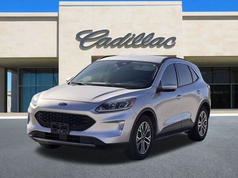 Used 2020 Ford Escape SEL image 8