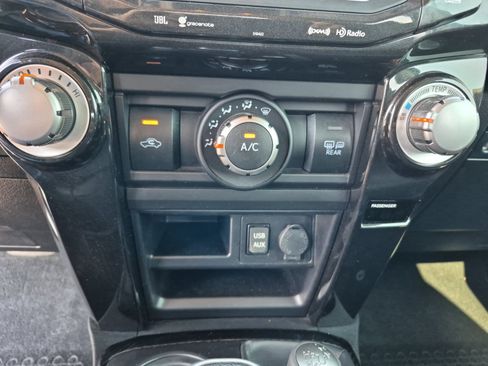 Used 2019 Toyota 4Runner TRD Pro AWD/4WD image 32