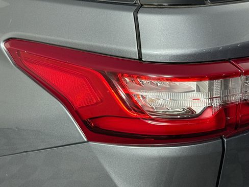 Used 2021 Chevrolet Traverse LS w/ LPO, Floor Liner Package image 35