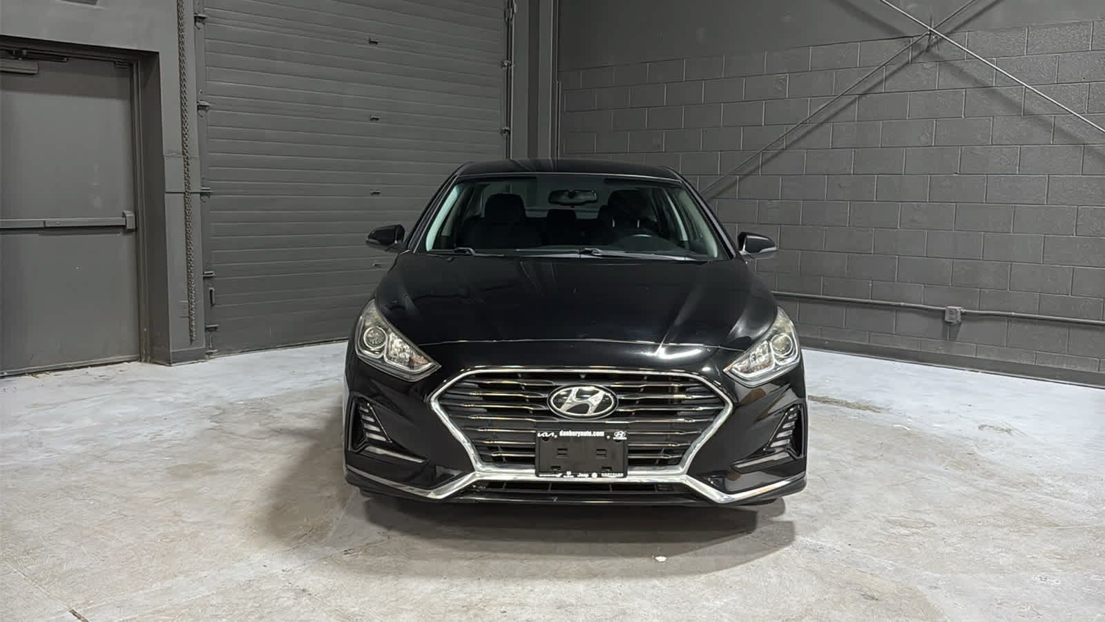 Used 2018 Hyundai Sonata SEL w/ Cargo Package FWD image 2