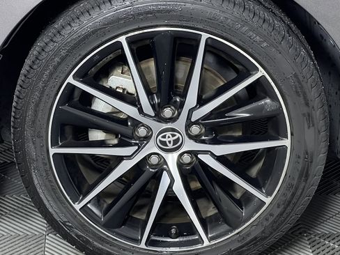 Used 2024 Toyota Camry SE image 13