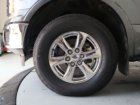 Used 2018 Ford F150 Lariat image 12