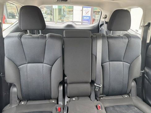 Used 2023 Subaru Ascent 8-Passenger image 26