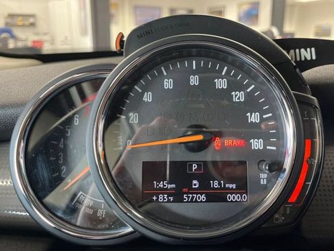 Used 2019 MINI Cooper 2-Door Hardtop FWD image 40