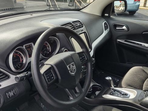 Used 2011 Dodge Journey Mainstreet w/ Popular Equipment Group image 13