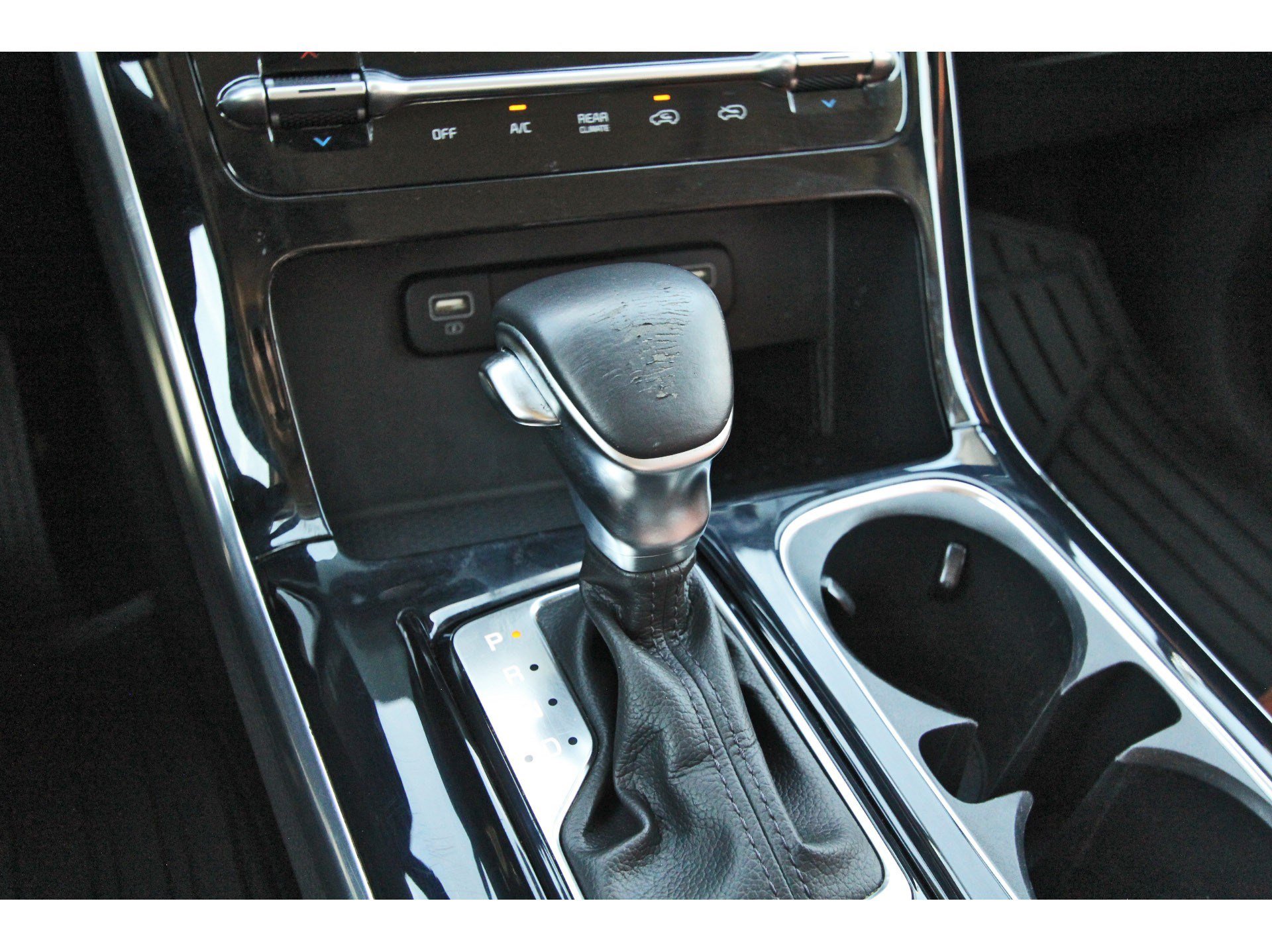 Certified 2024 Kia Carnival SX Prestige FWD image 31