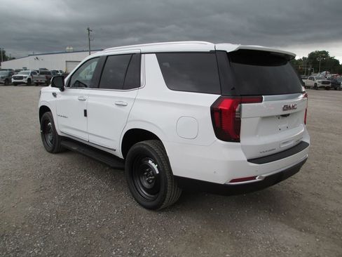 New 2026 GMC Yukon Elevation w/ Elevation Premium Package AWD/4WD image 6