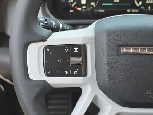 New 2026 Land Rover Defender 110 S AWD/4WD image 17