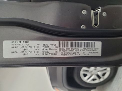 Used 2018 Jeep Compass Sport image 33