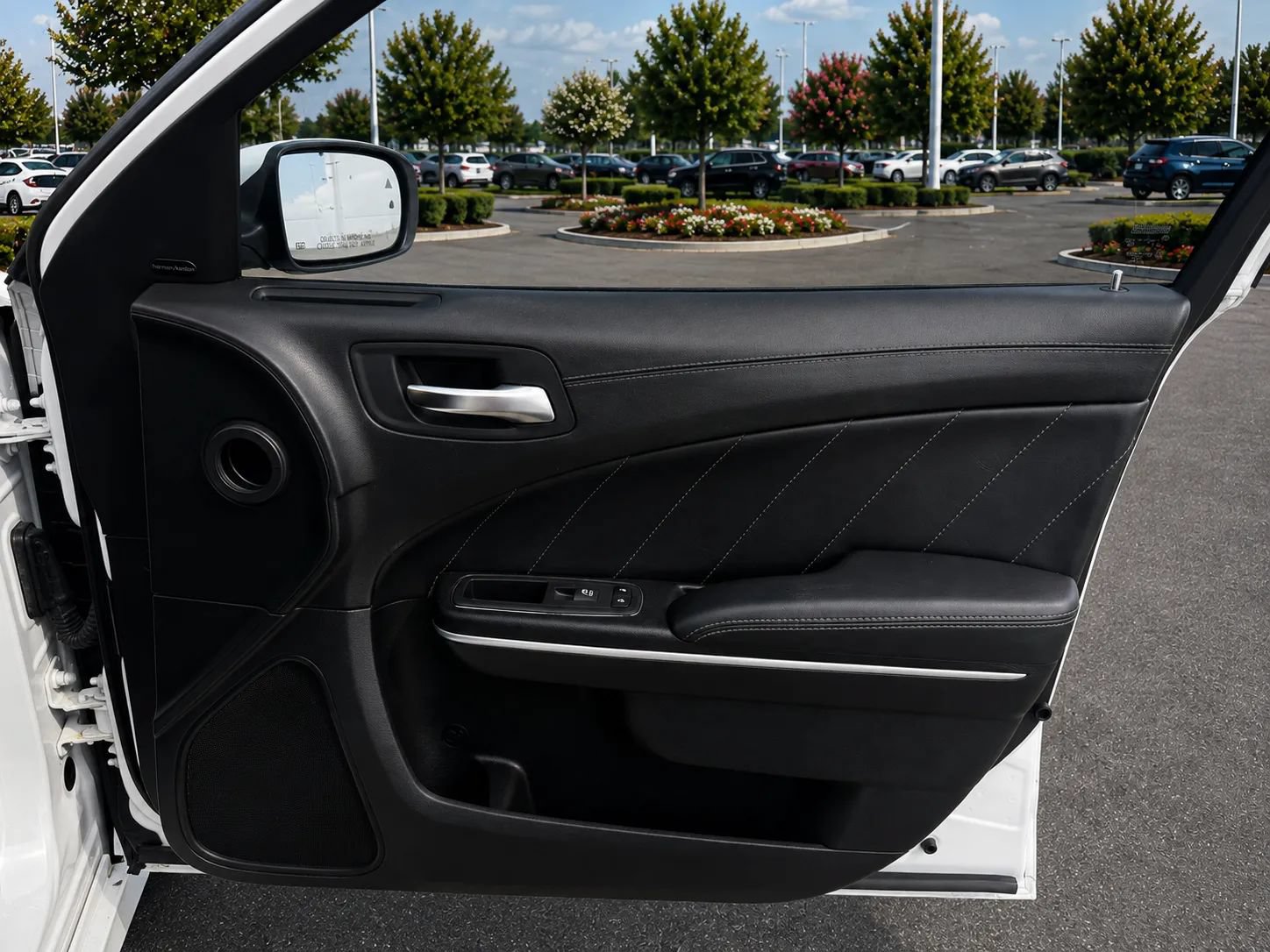 Used 2022 Dodge Charger Scat Pack RWD image 32