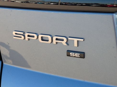 Used 2022 Land Rover Range Rover Sport SE image 14