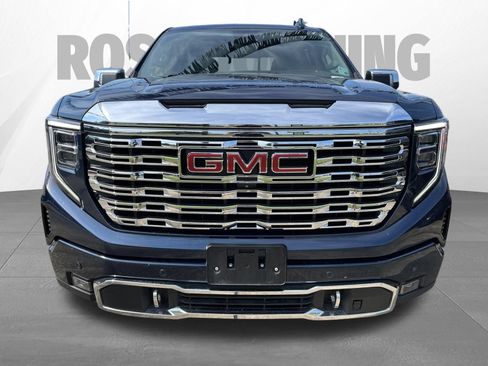 Used 2023 GMC Sierra 1500 Denali w/ Denali Reserve Package AWD/4WD image 2