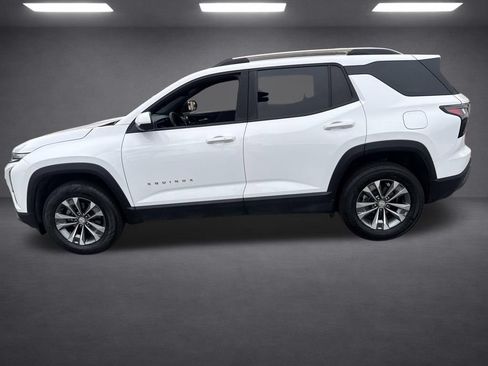Used 2025 Chevrolet Equinox LT w/ Convenience Package II FWD image 7