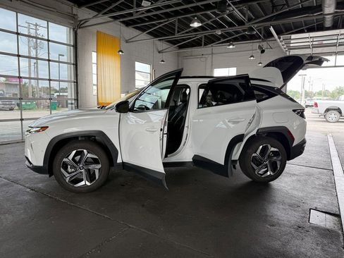 Used 2023 Hyundai Tucson Limited image 18