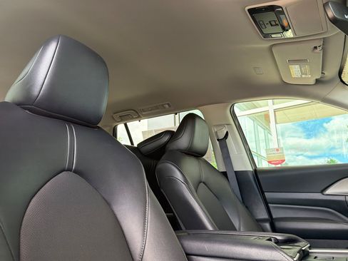 Certified 2025 Toyota Grand Highlander AWD image 17