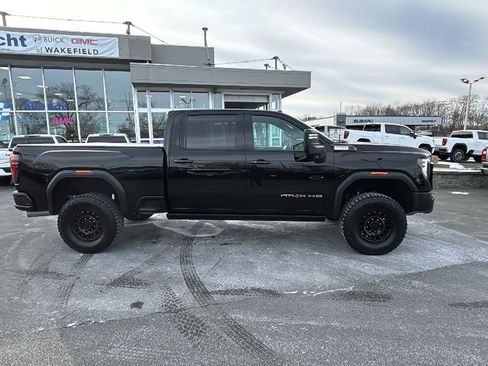 Certified 2024 GMC Sierra 2500 AT4X w/ AT4X AEV Edition image 8