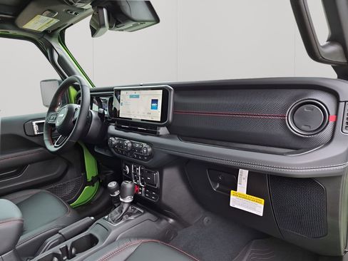 New 2026 Jeep Wrangler Unlimited Rubicon 392 image 14