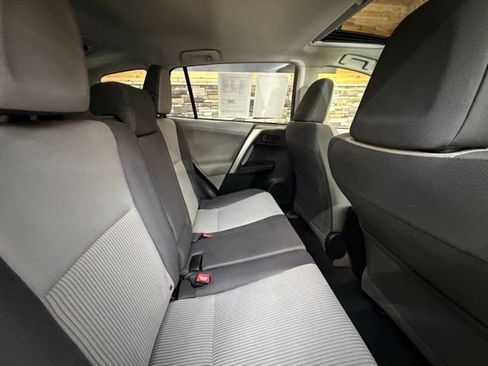 Used 2013 Toyota RAV4 XLE AWD/4WD image 33