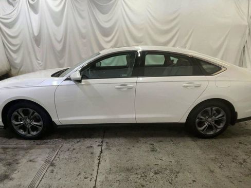 Certified 2023 Honda Accord EX image 5
