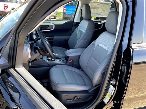 New 2026 Ford Bronco Sport Badlands image 9