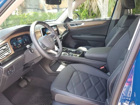 Used 2026 Volkswagen Atlas SE w/ Black Wheel Package AWD/4WD image 24