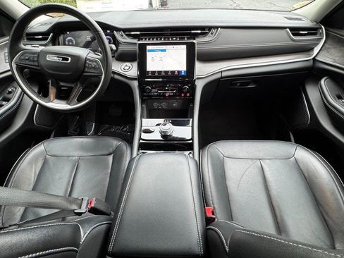 Used 2022 Jeep Grand Cherokee L Limited image 12