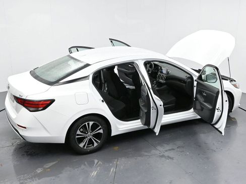 Used 2021 Nissan Sentra SV image 34
