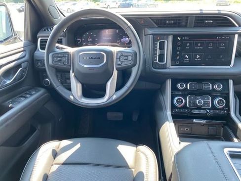 Used 2024 GMC Yukon Denali w/ Max Trailering Package image 14