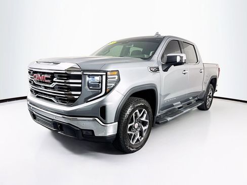 Used 2025 GMC Sierra 1500 SLT w/ SLT Premium Plus Package image 3