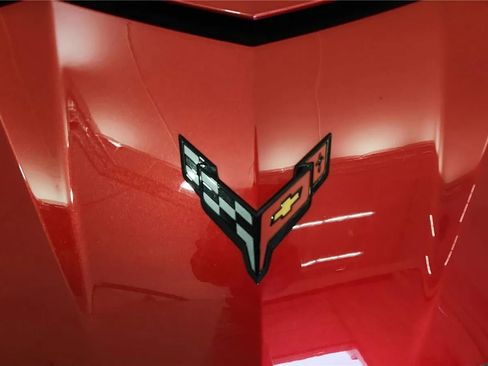 Used 2025 Chevrolet Corvette Stingray Coupe w/ 1LT image 32