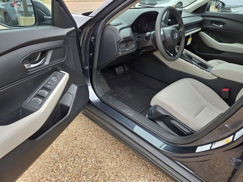 New 2026 Honda Accord LX image 9