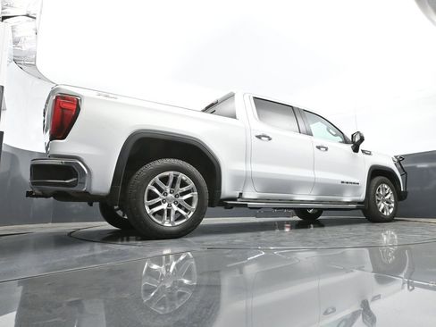 Used 2021 GMC Sierra 1500 SLT w/ SLT Convenience Package AWD/4WD image 44