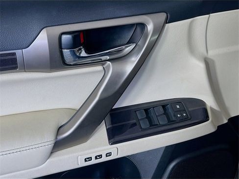 Used 2020 Lexus GX 460 Premium image 11