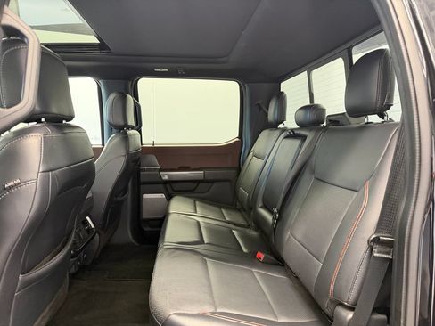Used 2021 Ford F150 Lariat w/ Equipment Group 502A High AWD/4WD image 19