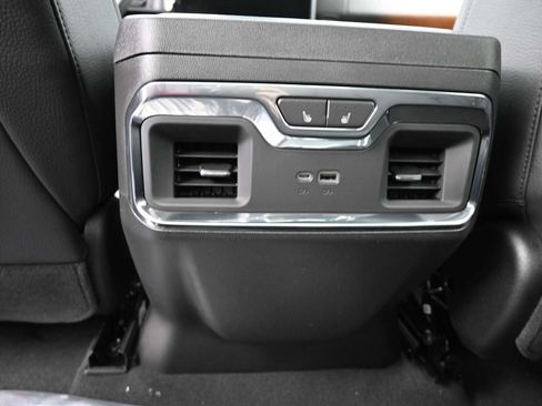 Used 2025 GMC Sierra 1500 Denali w/ Denali Reserve Package AWD/4WD image 19