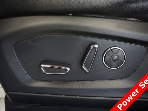 Used 2020 Ford Explorer ST w/ Premium Technology Package image 8