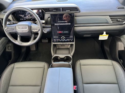 New 2026 GMC Terrain AT4 w/ Convenience Package III AWD/4WD image 17