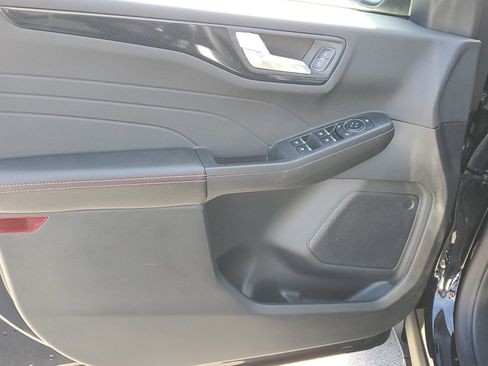 New 2025 Ford Escape ST-Line w/ Equipment Group 301A image 12