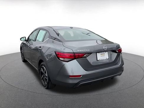 Used 2025 Nissan Sentra SV FWD image 11