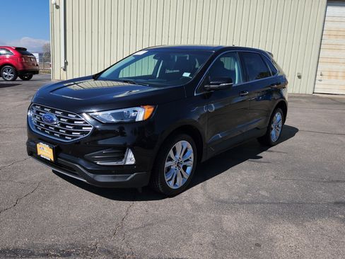 Certified 2024 Ford Edge Titanium AWD/4WD image 3
