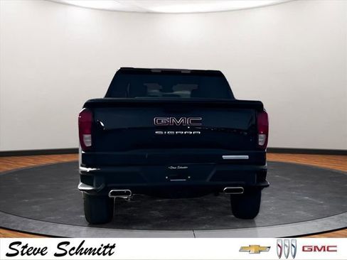 New 2026 GMC Sierra 1500 Elevation image 7