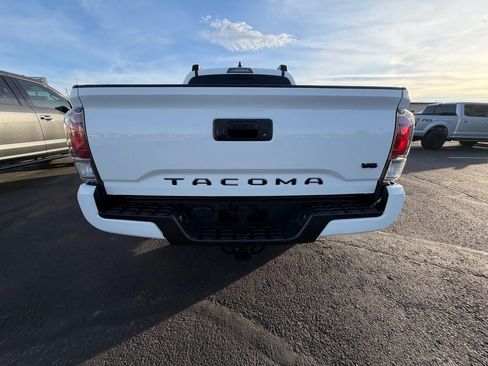 Used 2023 Toyota Tacoma 4x4 Double Cab image 7