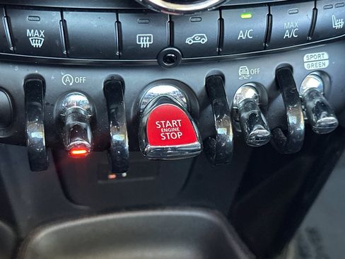Used 2019 MINI Cooper S FWD image 23
