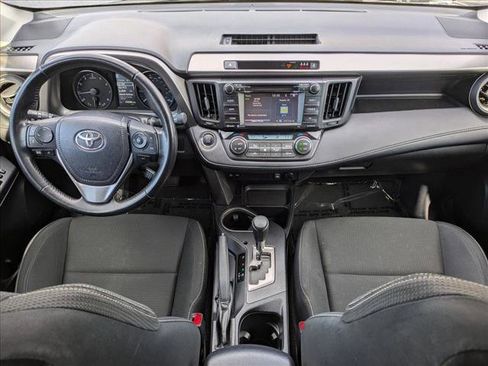 Used 2018 Toyota RAV4 XLE image 17
