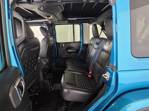 Used 2019 Jeep Wrangler Unlimited Rubicon image 13